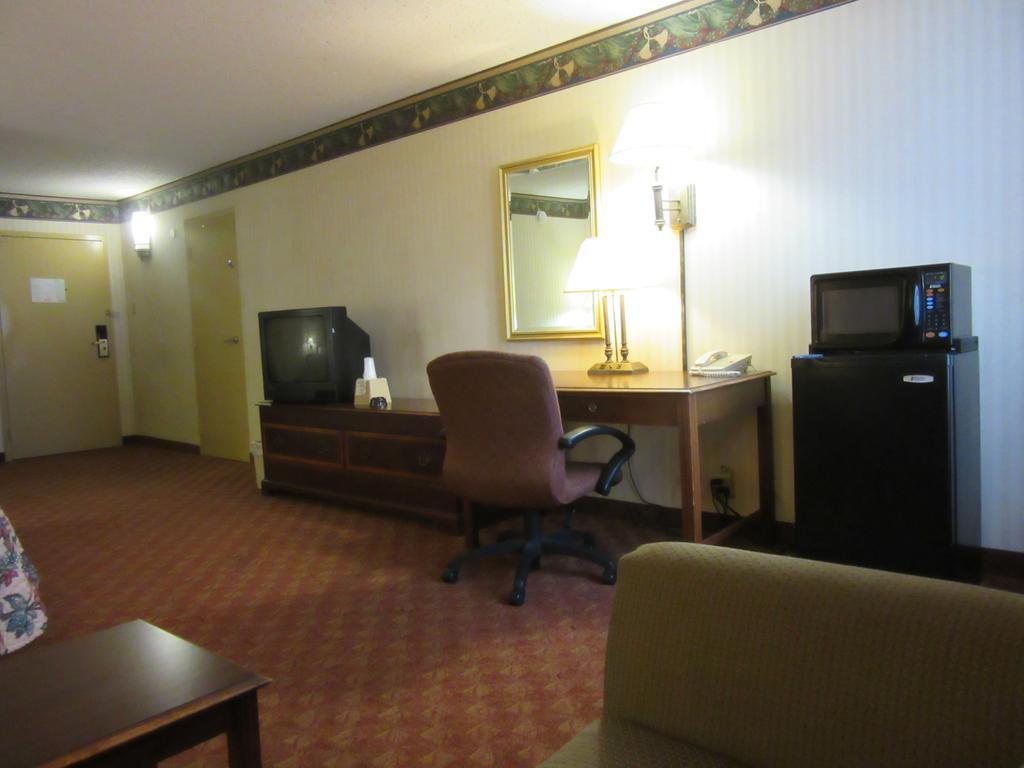 Governor'S Inn & Suites 멤피스 객실 사진